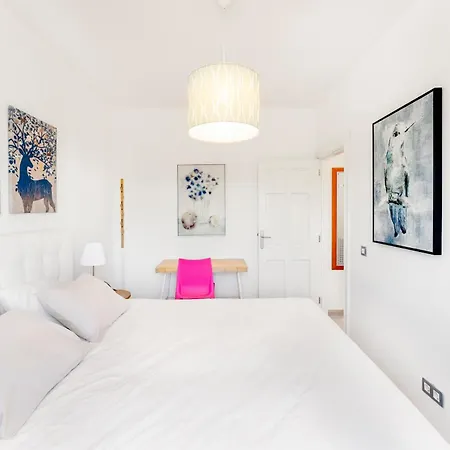 Pon Heated Pool Cozy *