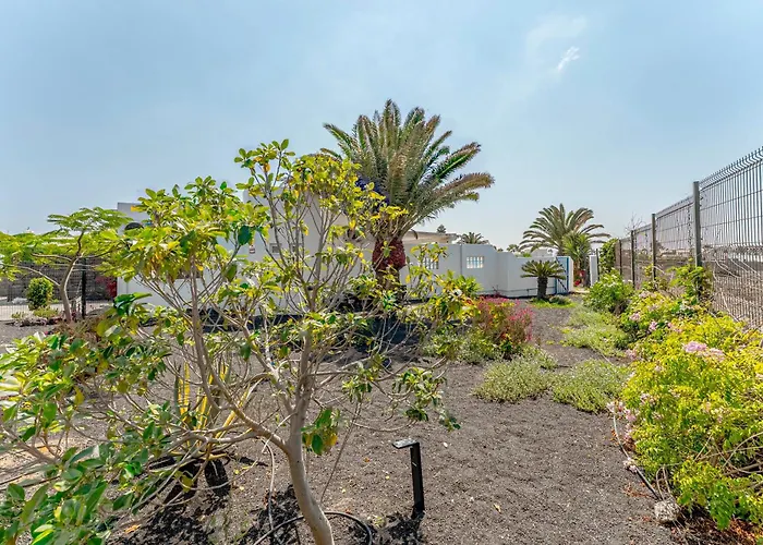 Villa Pon Heated Pool Cozy Playa Blanca